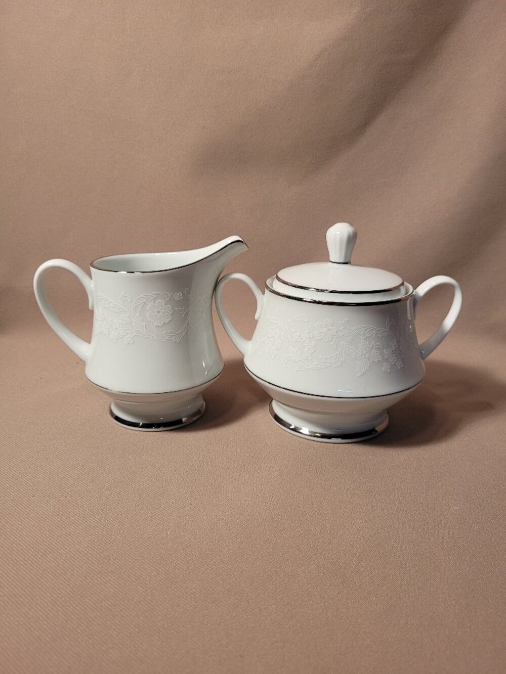 Noritake Baroness 2357 Creamer Pitcher and Sugar Bowl with Lid Set